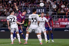 冲刺阶段突围战来临，里尔围绕意大利杯内部沟通，引发热议，临场指挥获称赞(电影战斧行动16)-球速体育